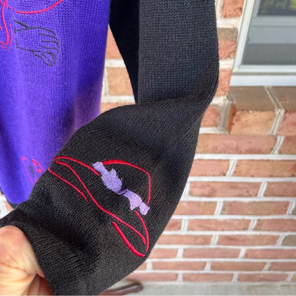 Whimsical purple and black Red Hat Society button-down cardigan. Size XL-1X - Picture 5 of 10